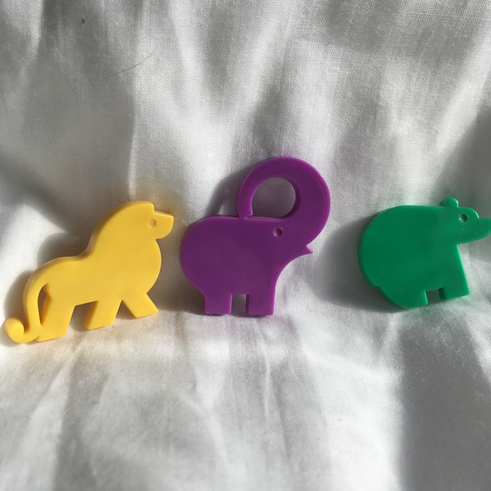 animals pins by, Tupperware